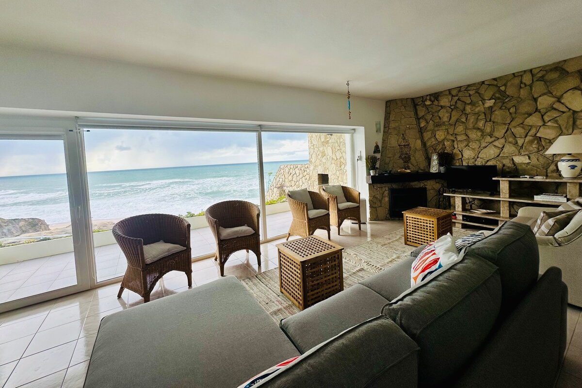 Beachfront villa | Pool | Santa Cruz Bliss gallery image 5