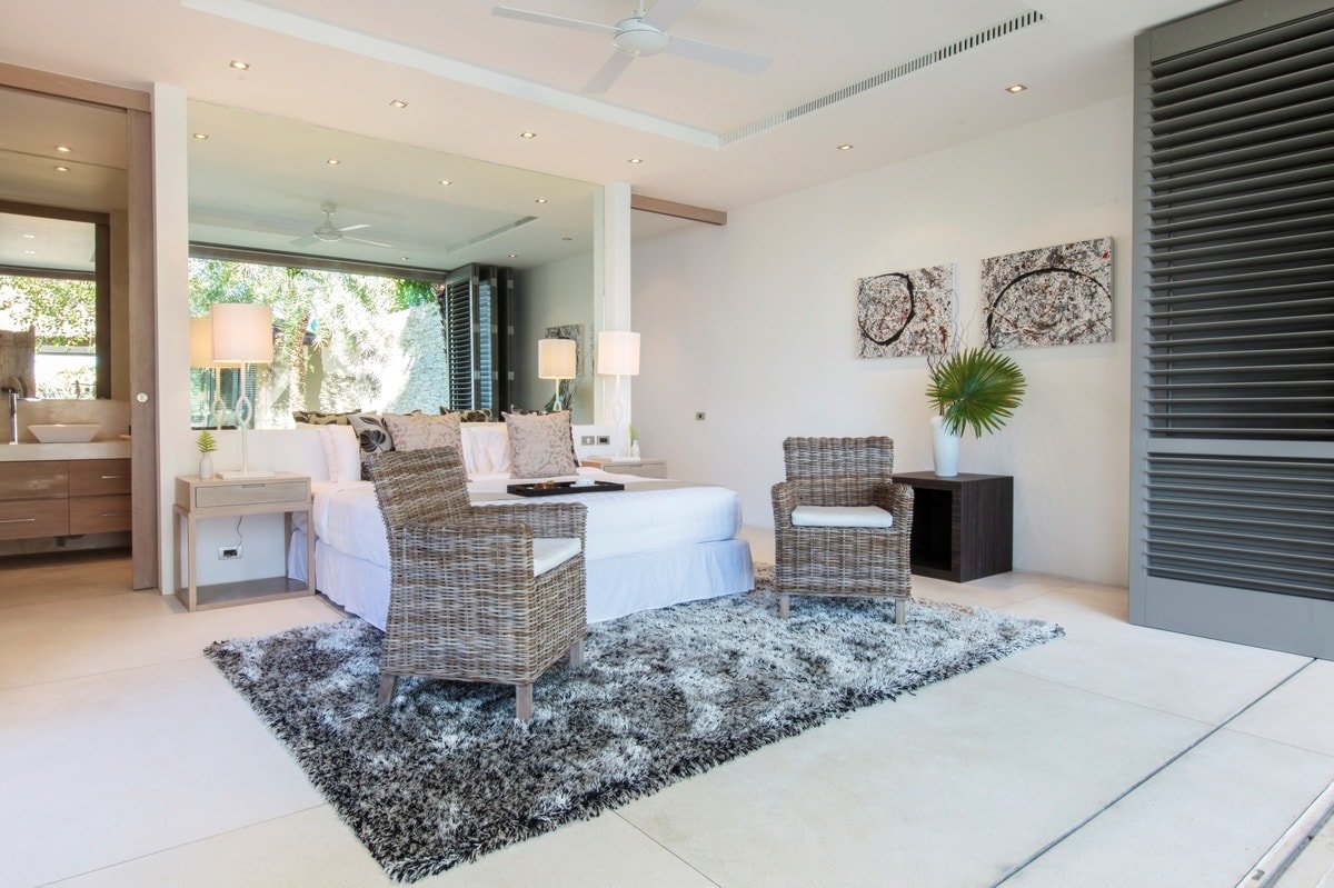 Sangsuri Villa 2: Chef, Full Service, Beachfront gallery image 5