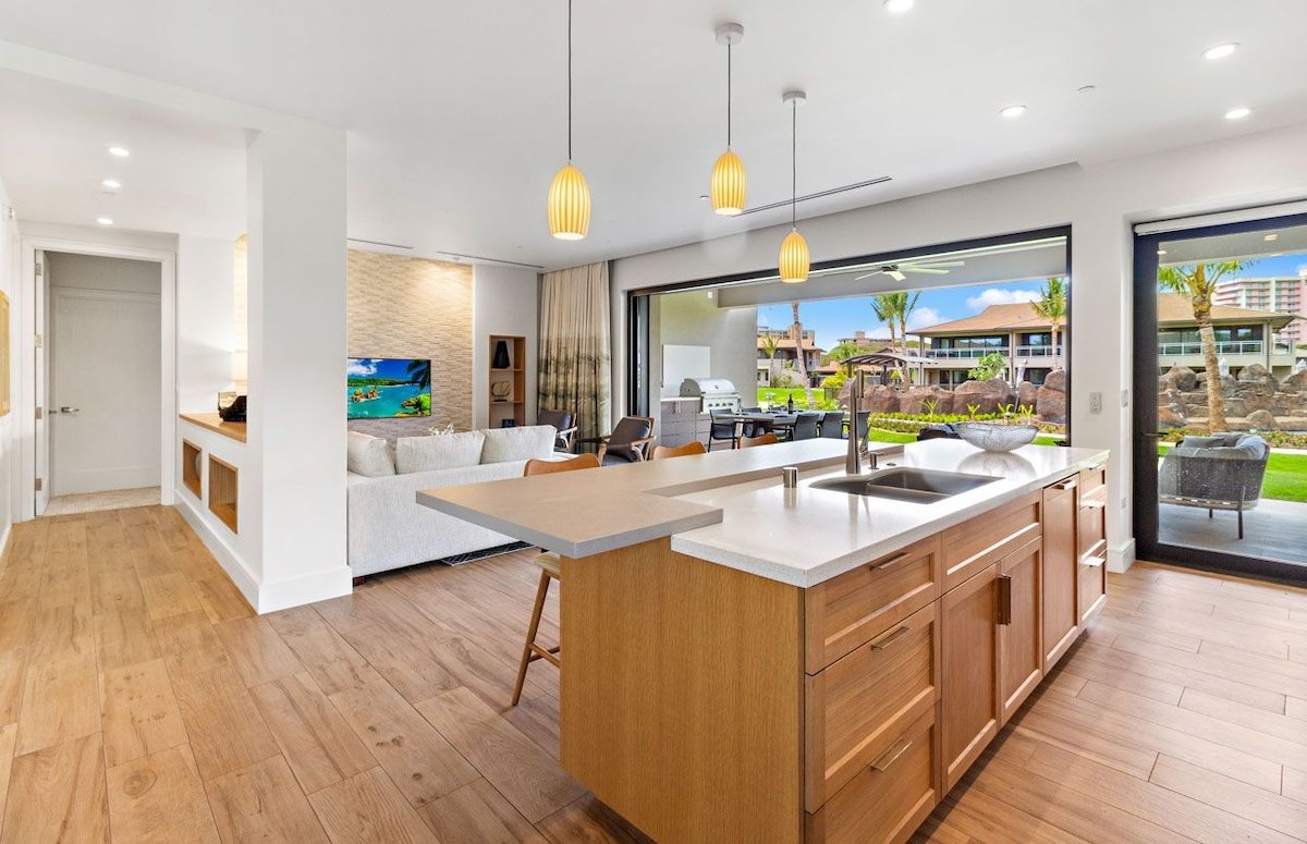 Maui Resort Rentals: Luana Garden Villas 9B gallery image 5