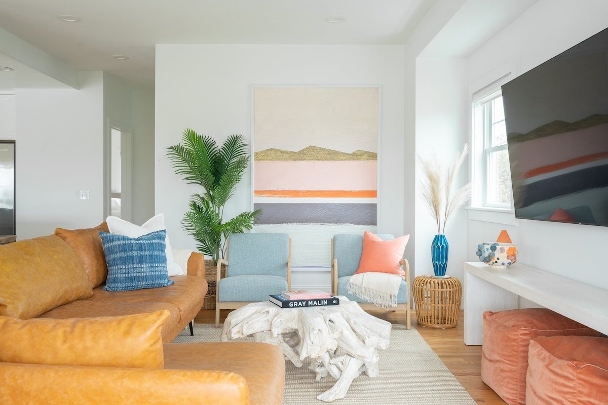 Big + Bright | walk to beach | ocean views gallery image 5