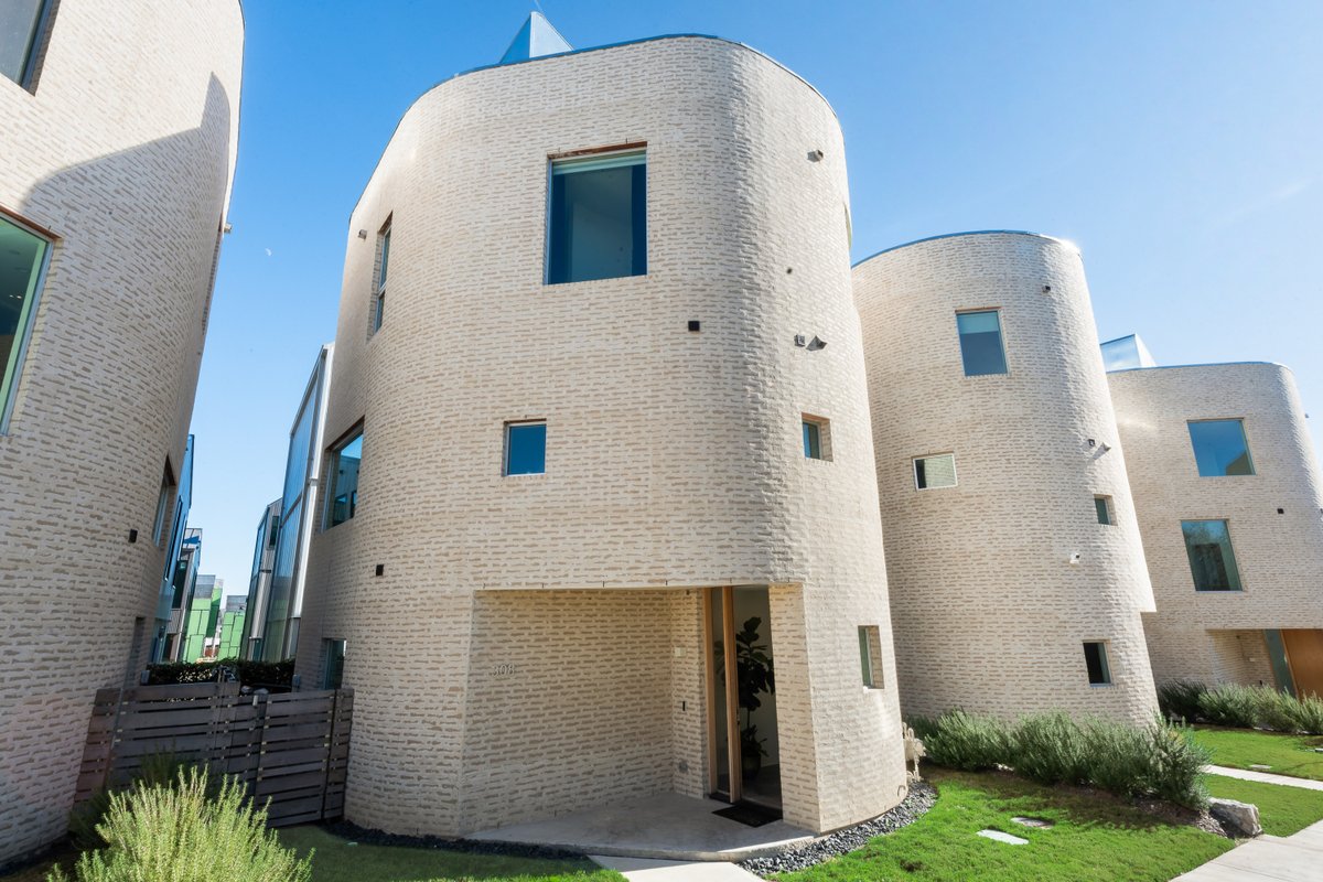 Unique Round House •Design Forward• Modern Luxury