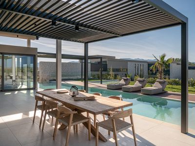 Pnoe Seafront Experience | Villa Lithos