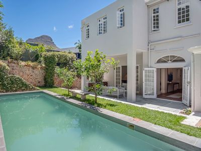 Newly Renovated Heritage Home