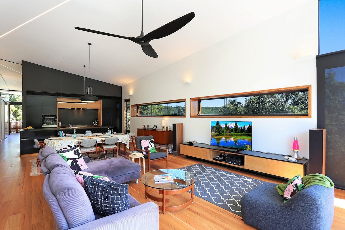 Leaf House – Heated Pool, National Park Views gallery image 5