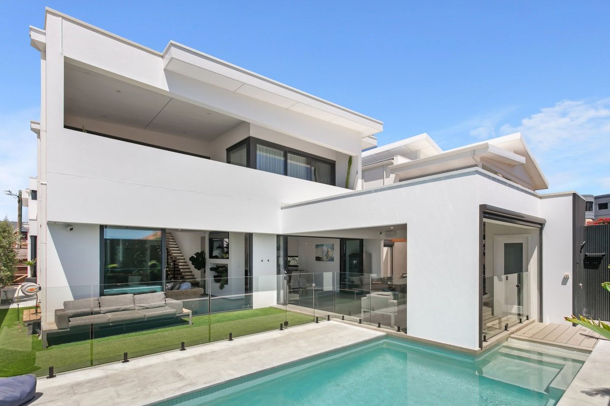 Coastal dreams gallery image 2