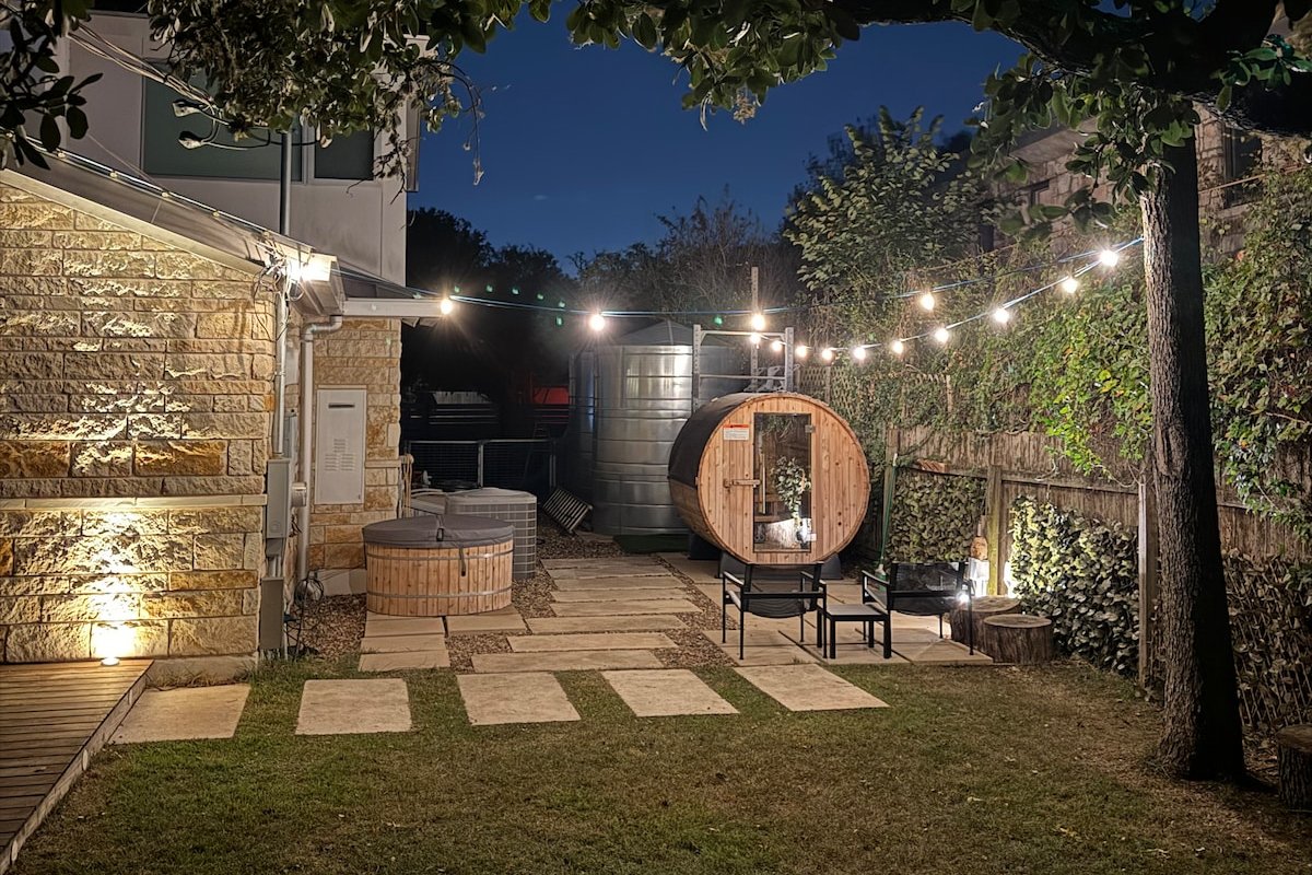 Luxe 4BR–Cold Plunge/Pool/Sauna/Gym in Westlake gallery image 3