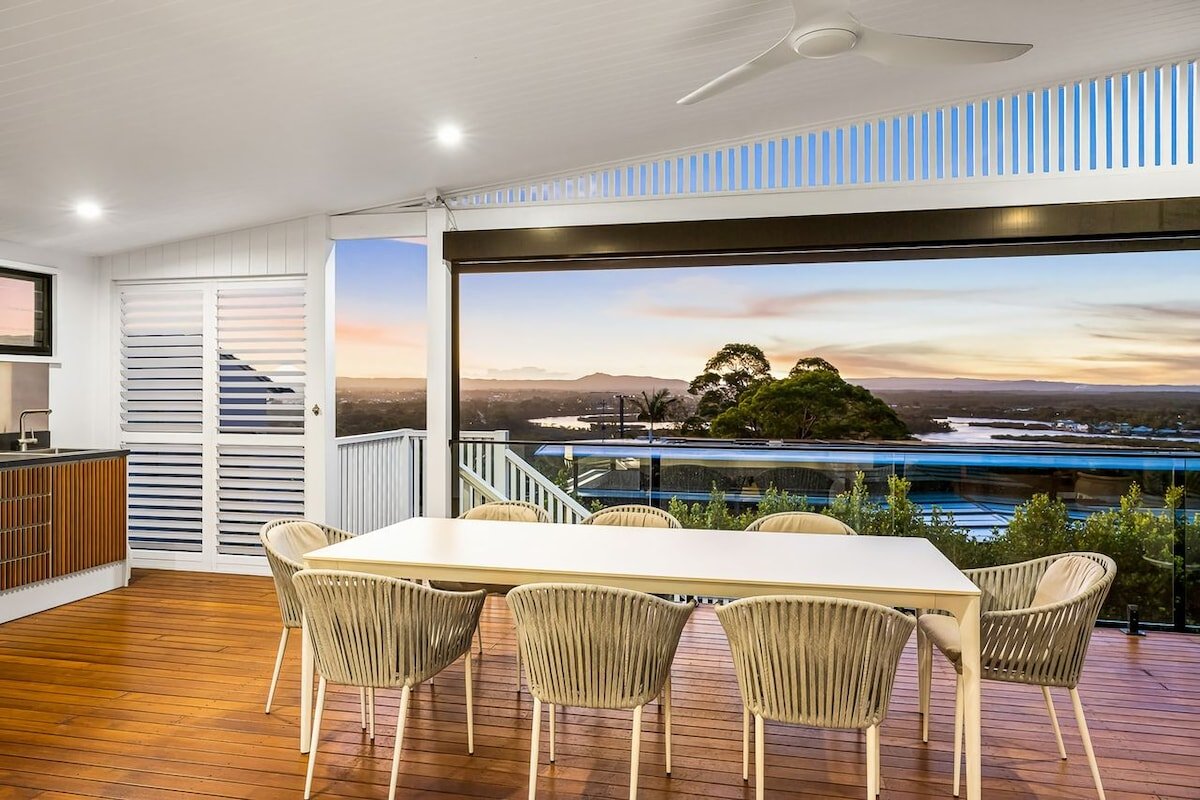 Sunset Lagoon ~ Noosa Luxury with Stunning Views gallery image 2