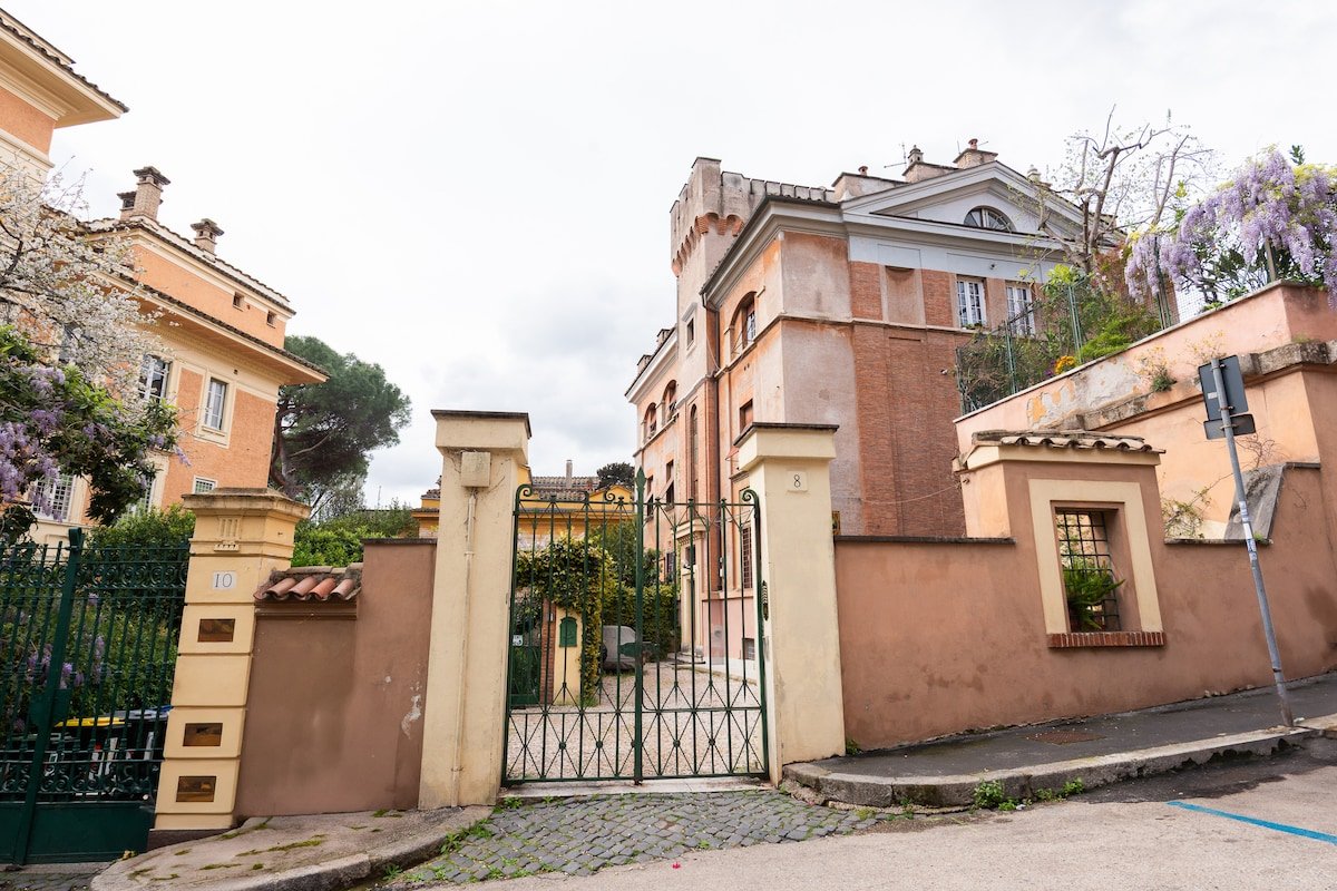 Aventino Garden House gallery image 3