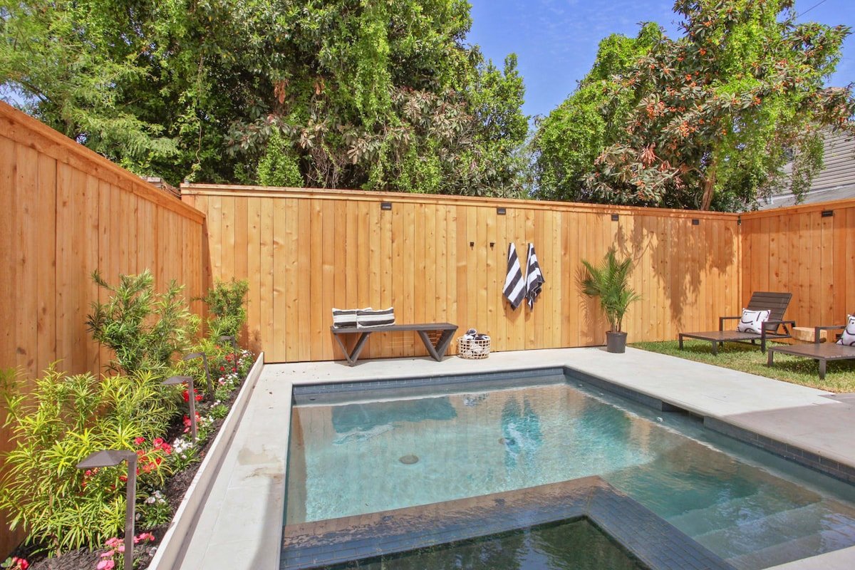 Relaxing Home | Heated Pool & Spa gallery image 2