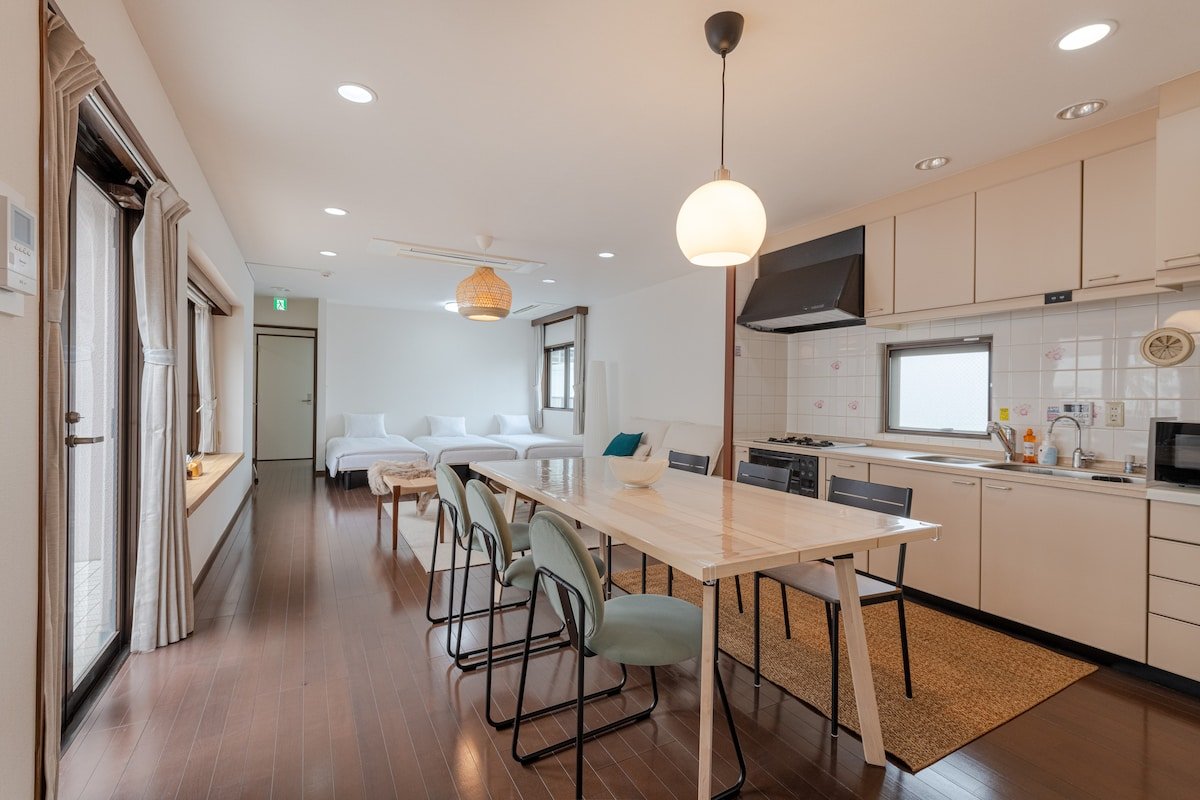 西新宿駅から徒歩２分の好立地/最大11人収容/新宿 gallery image 3