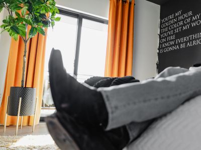 Book for NYE! Walk to Broadway-FirePit/Parking