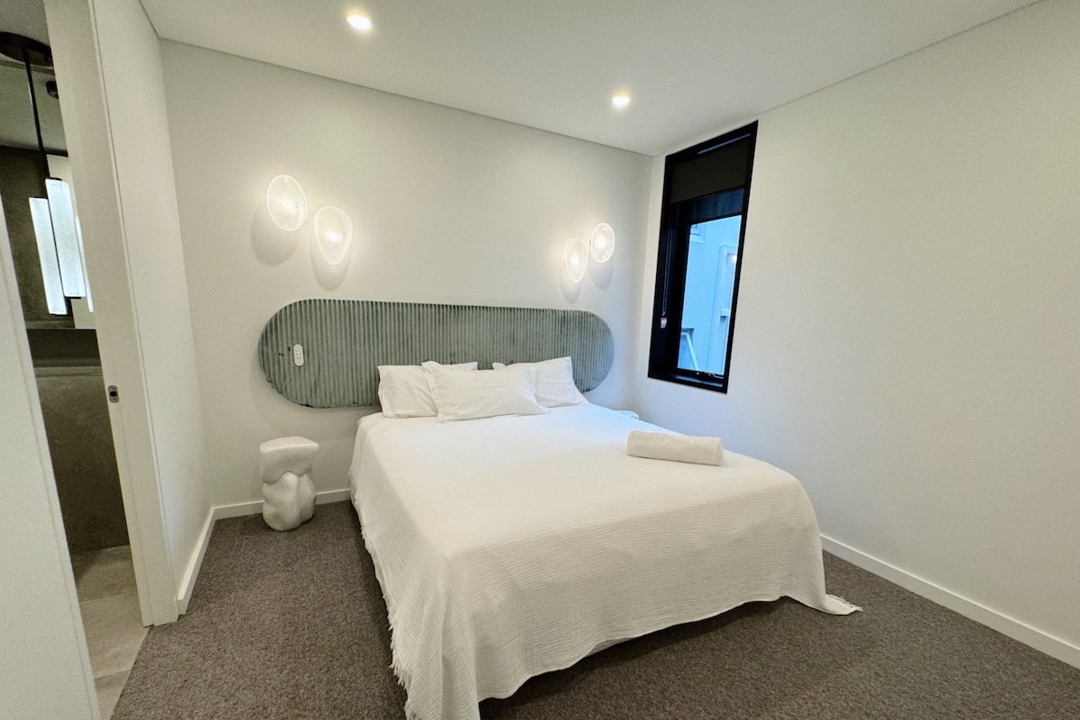 Bondi Ocean View gallery image 4