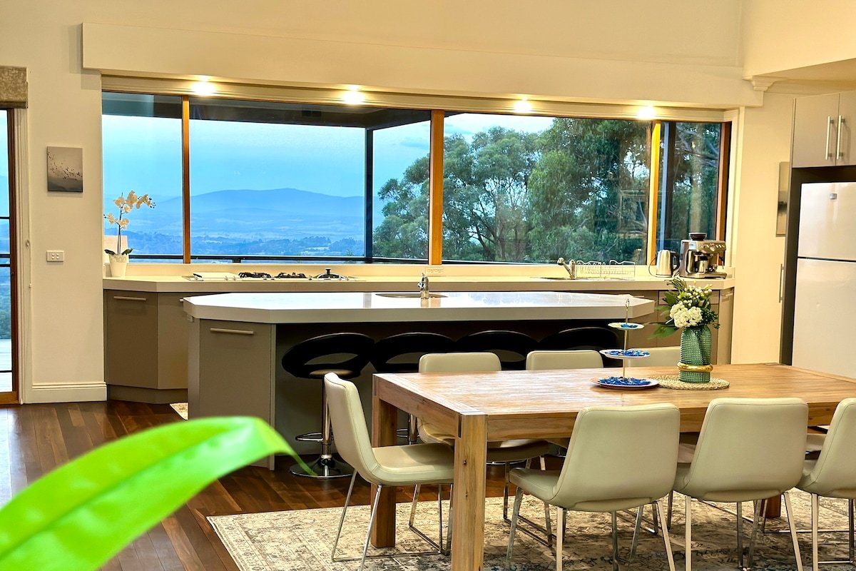 Camellia Waterfall Mountain View Retreat gallery image 5