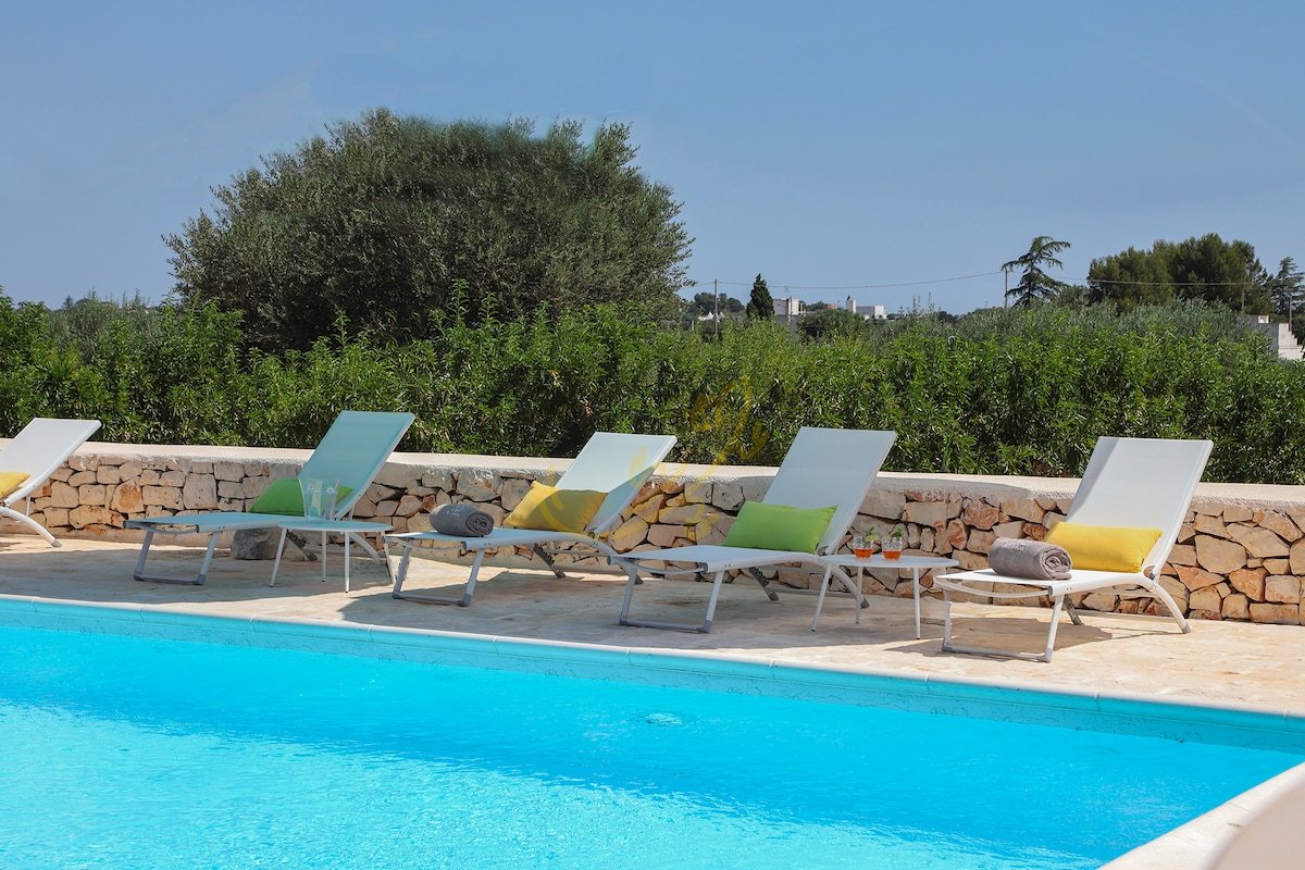 TD Trulli della Magnolia Trulli w/ Amazing Garden gallery image 5