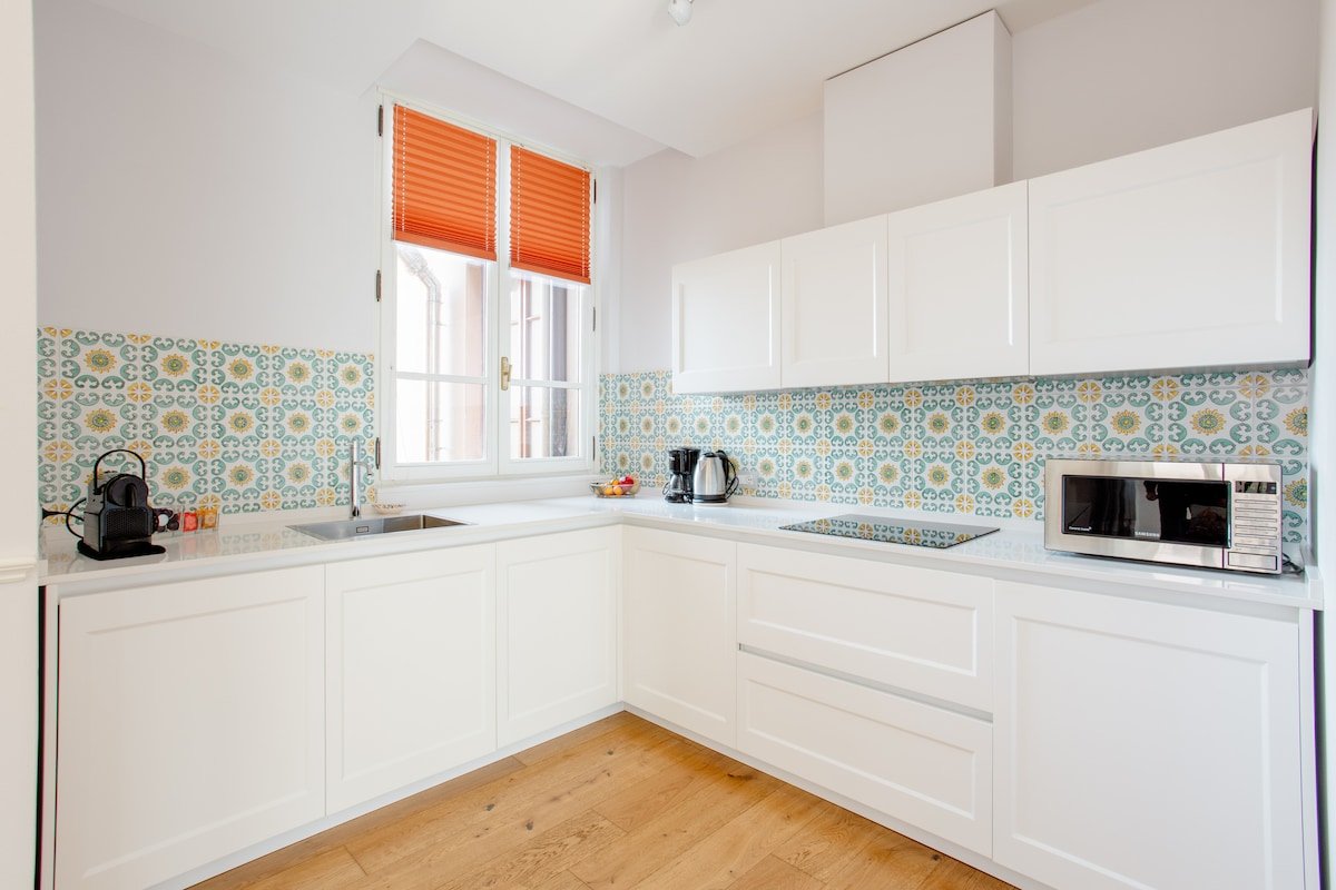 Elegant Florentine apartment with elevator, also ideal for families gallery image 4