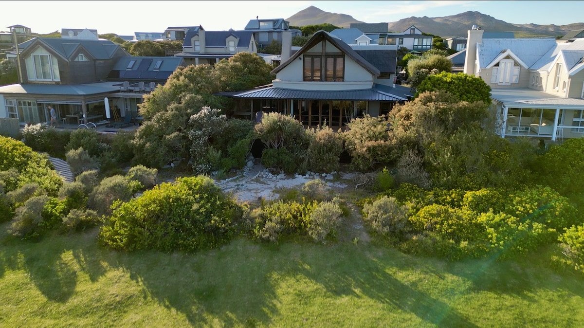 Misty Mornings gallery image 4