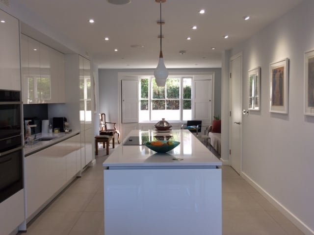 Charming, central, 5 BR house gallery image 4