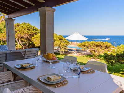 Can Pujades, espectacular primera línea cala d´or.