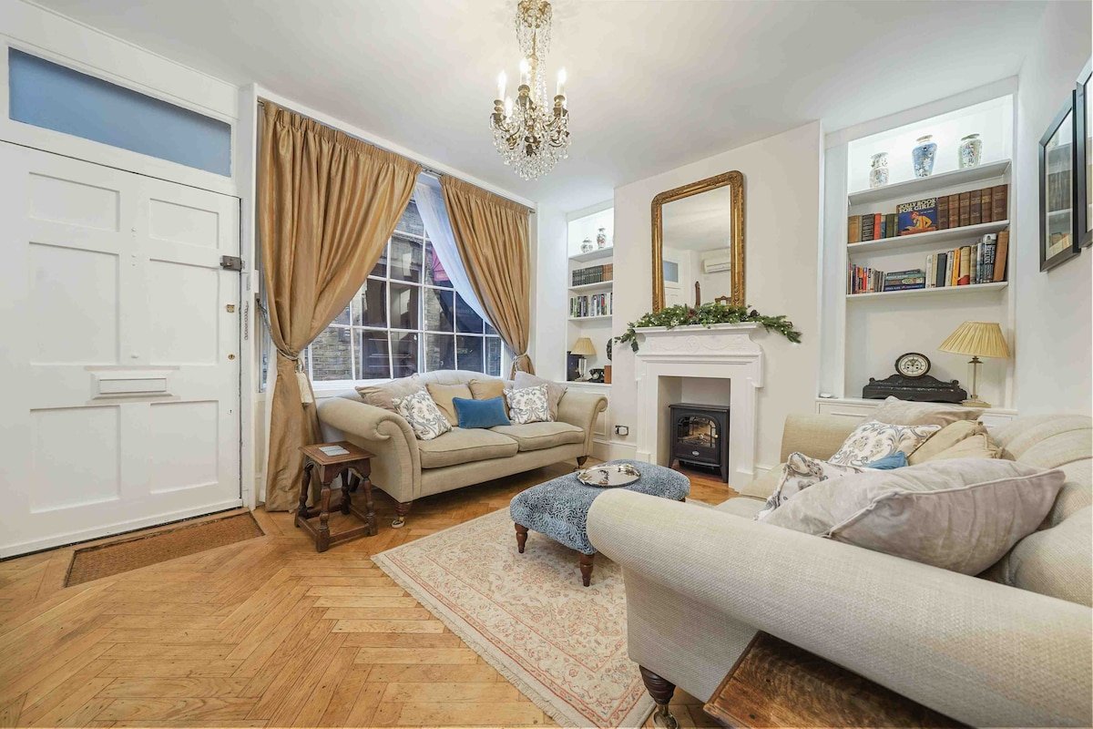 Stunning haven for 6 guests in the heart of London gallery image 2