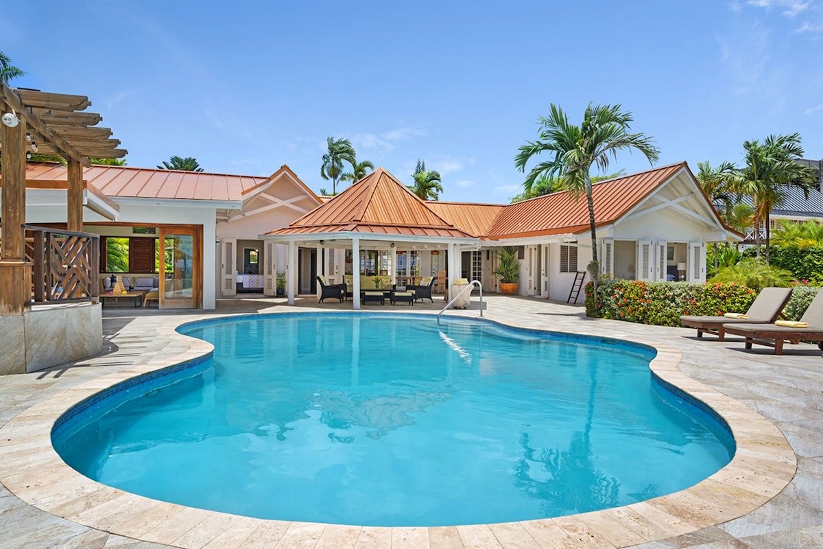 Sun Spot Villa On The Beach