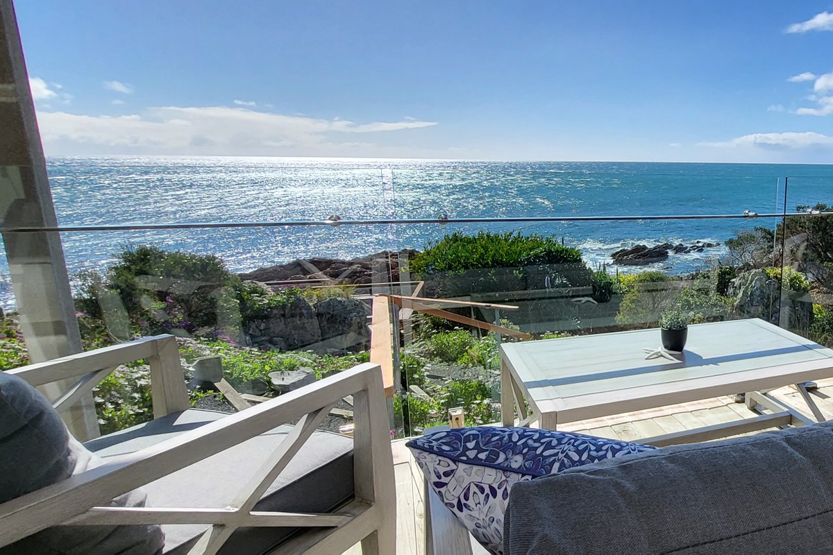 Heathcliff. Stunning ocean views!
