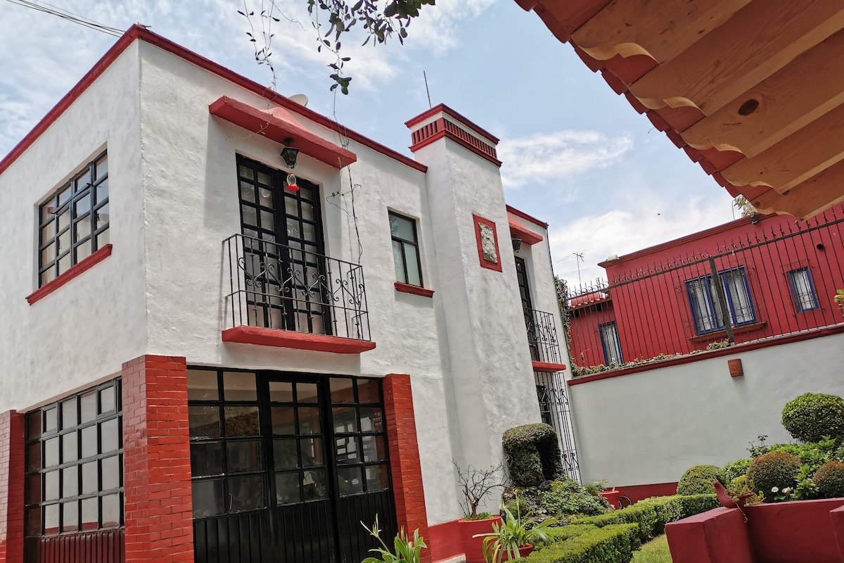 Casa Bola, nice house near Coyoacan. gallery image 5