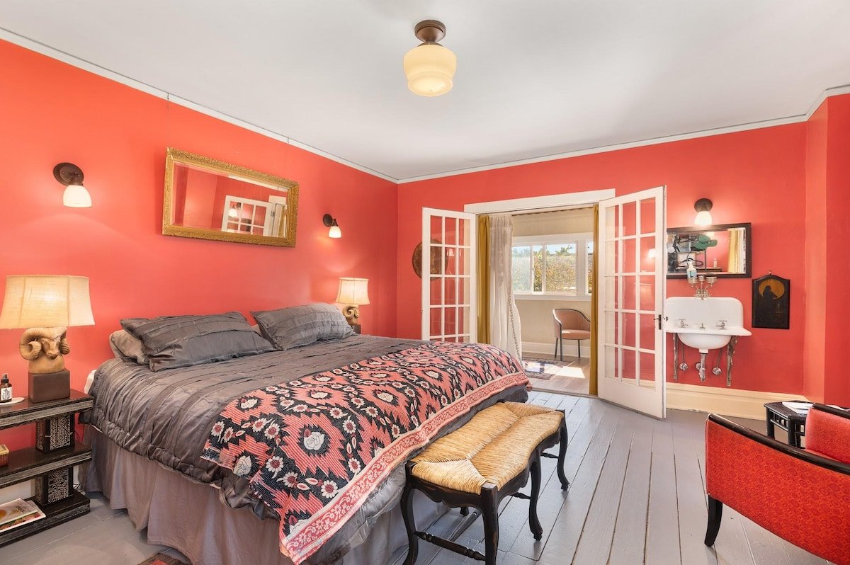 Pine Manor | Eclectic Victorian w/ Luxe Amenities gallery image 4