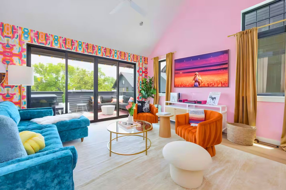 Music Row Haven | Modern Style + Private Hot Tub gallery image 2