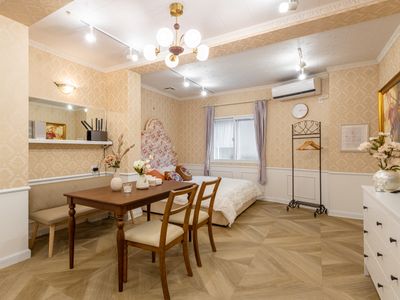 ラグジュアリーな内装/キングベッド /116㎡/新宿、渋谷へのアクセス良し/風呂トイレ3つ!