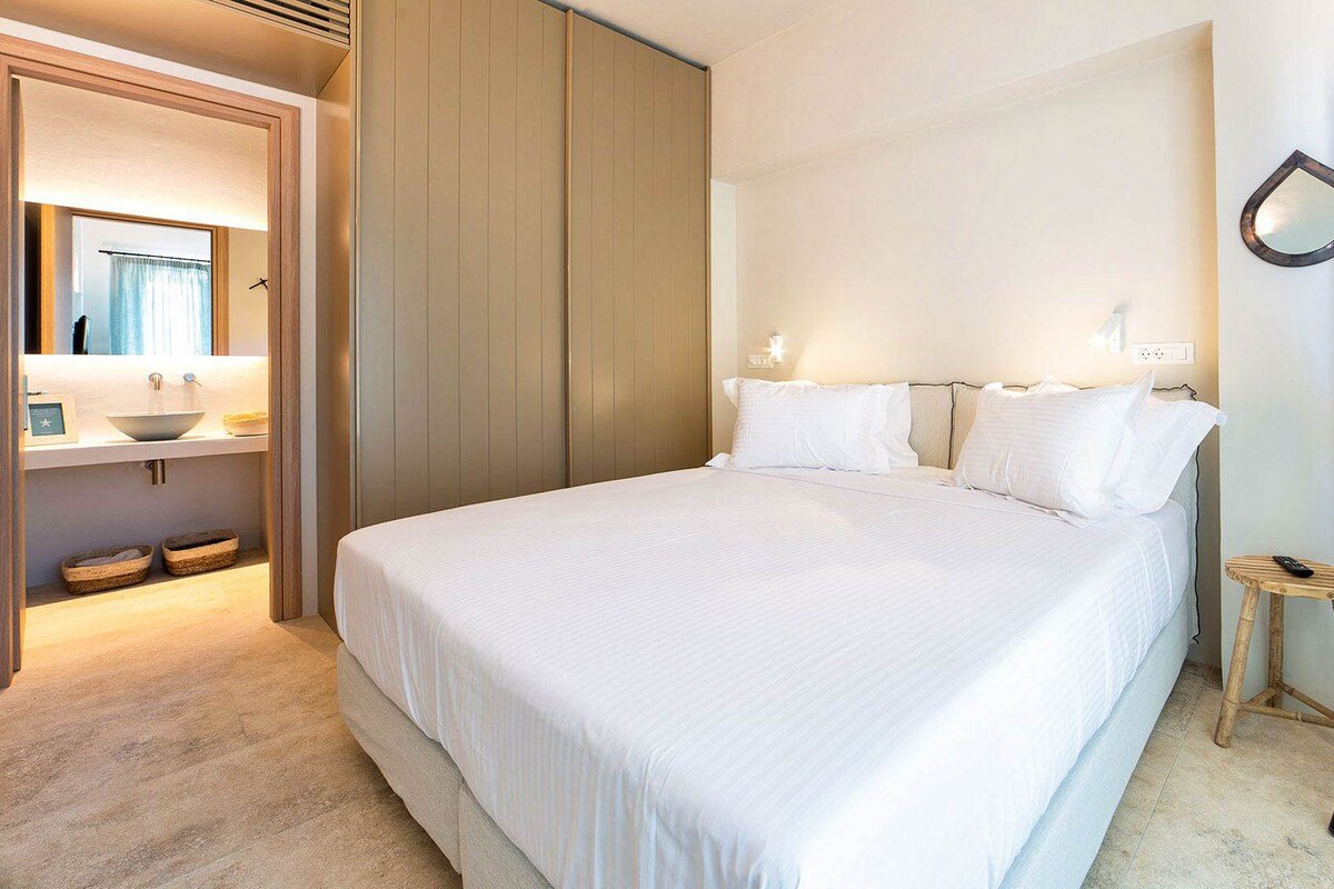 “Marina Villas” by Aqualiving Villas gallery image 3