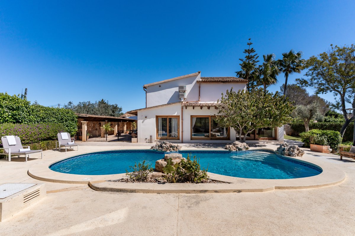 Villa con Piscina, BBQ y habitaciones ensuite by