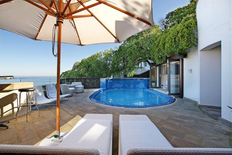 Photo 2 of Clifton Bungalow accommodation in Clifton, Cape Town with 5 bedrooms and 4.5 bathrooms
