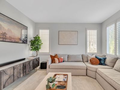 $1.8M Luxe MeiCasa | 5min Levi | EV | Massage Beds