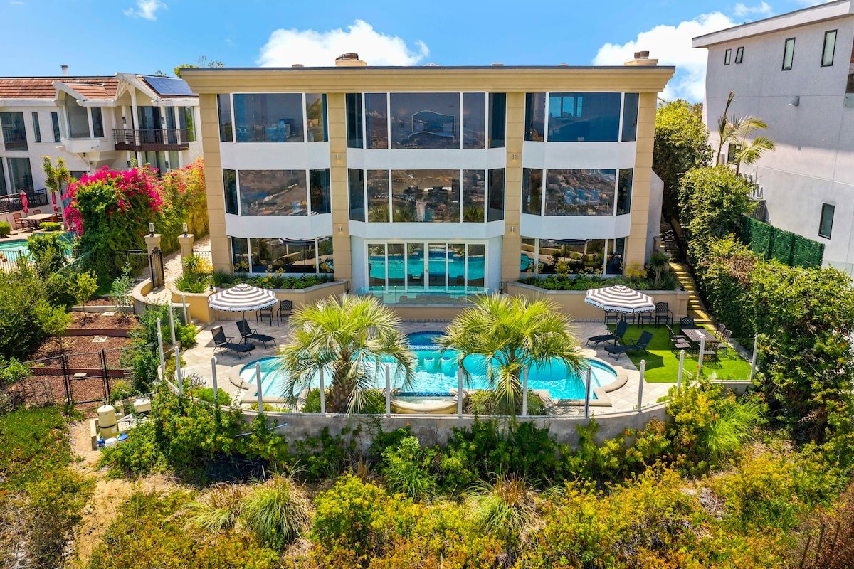 La Jolla Top Of The World Mansion gallery image 4