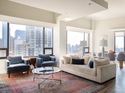 Luxury Designer Penthouse South | Pool | Gold Coas