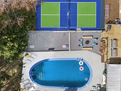 Heated Pool, Pickleball, Hot Tub, 10 mins to DT