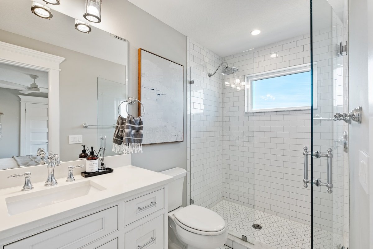 AMI Luxury! Private Beach, Pool and Golf Cart gallery image 5