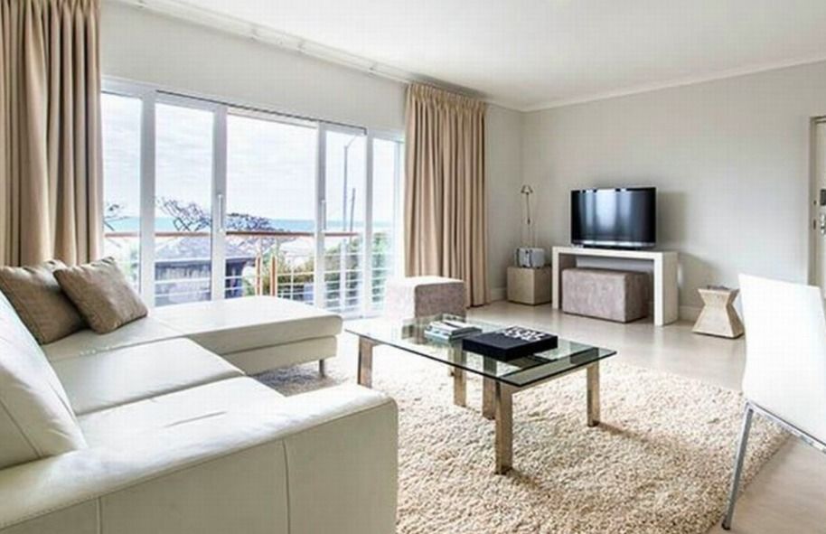 Photo 2 of Studio 1 accommodation in Camps Bay, Cape Town with 1 bedrooms and 1 bathrooms