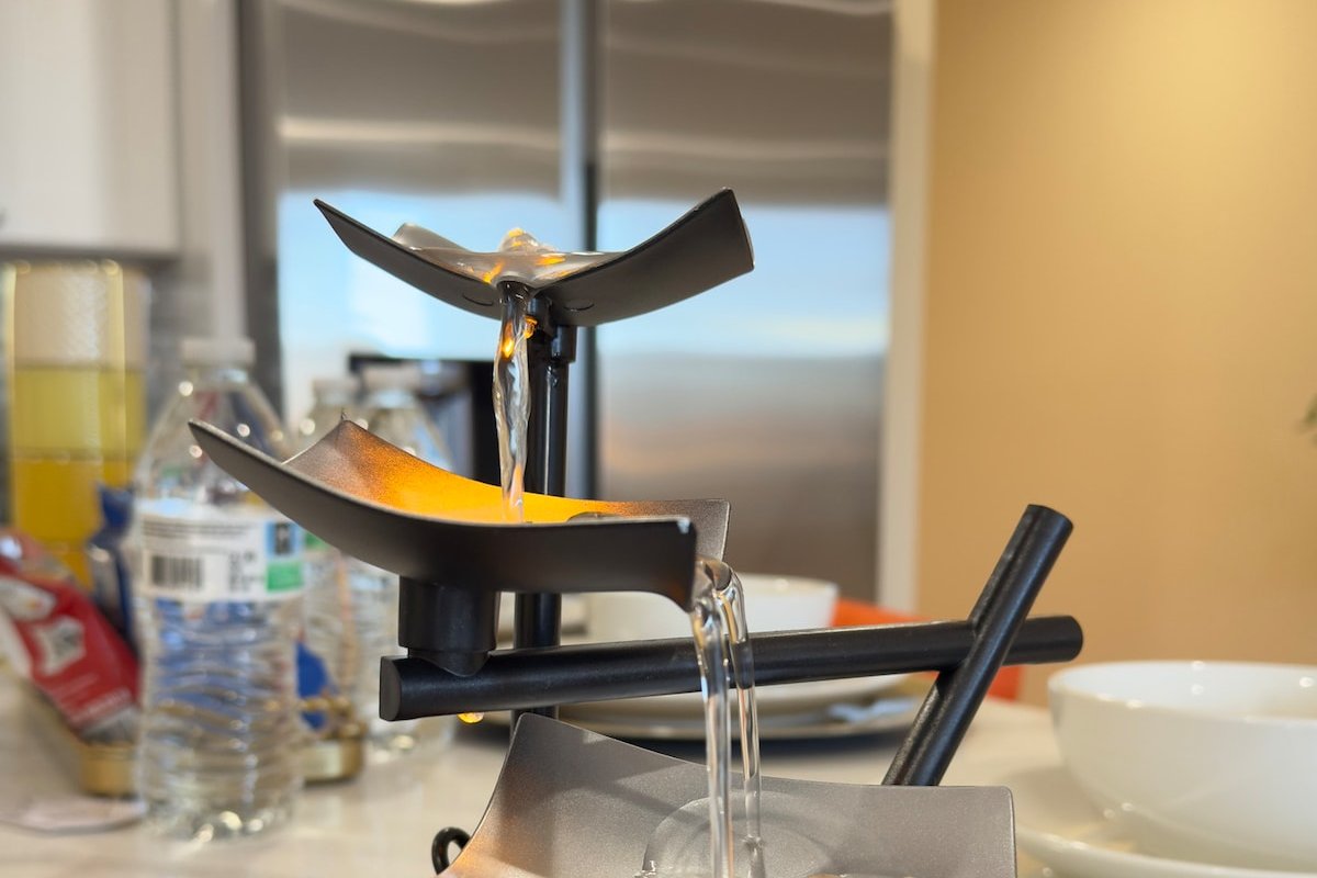 Newark SuperHouse – Perfect for Large Groups gallery image 5