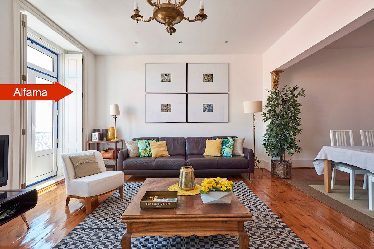 AlfamaTejo Historic Downtown – 4 rooms 3 bths AC gallery image 4