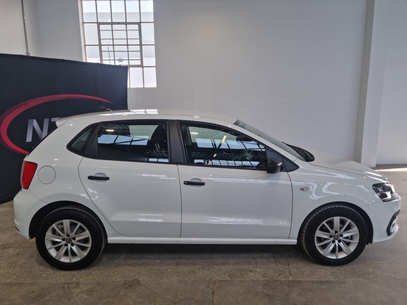 Used car gallery