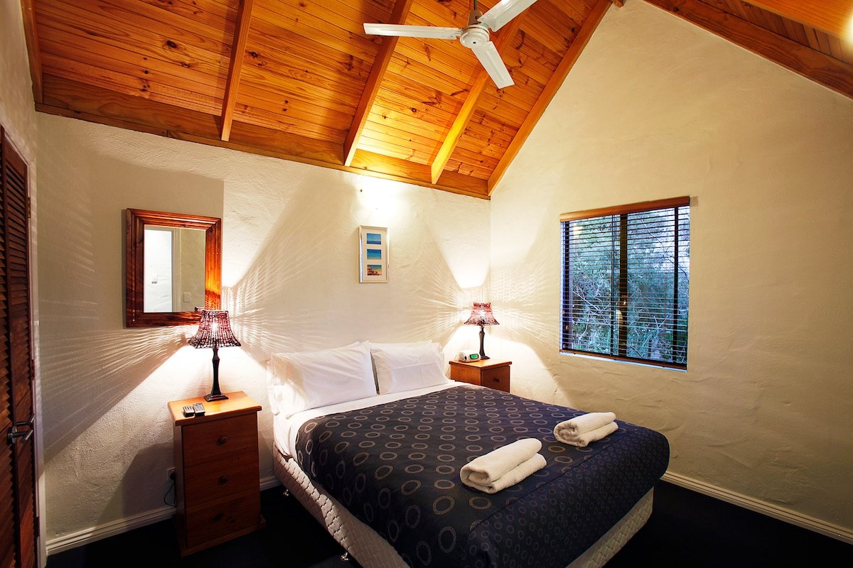 Whalers Cove Villas, Villa Pioneer gallery image 3