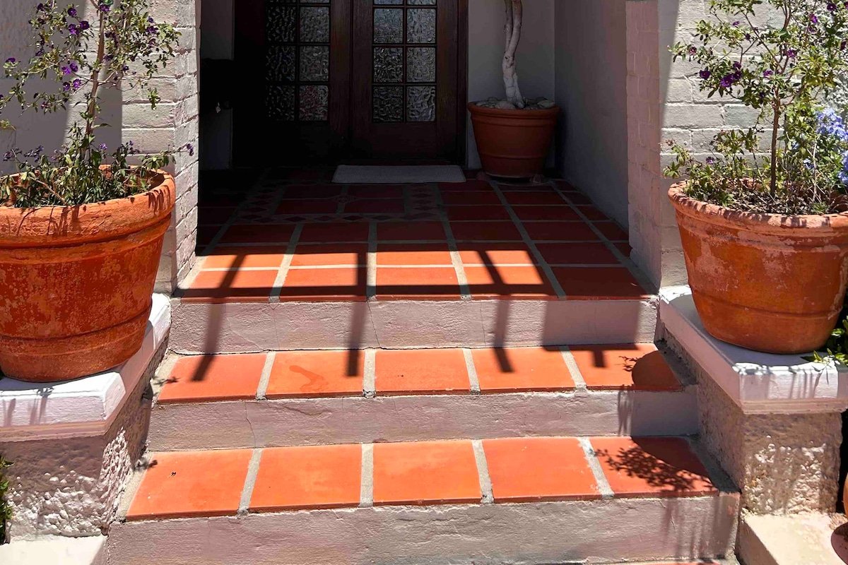 Luxury home in Oranjezicht by Steadfast Collection gallery image 5