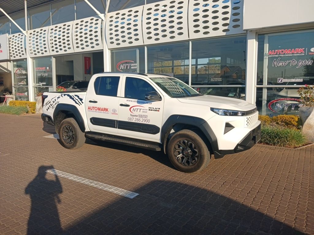 TOYOTA HILUX 2.8 GD-6 RB SRX 4X4  for Sale in South Africa
