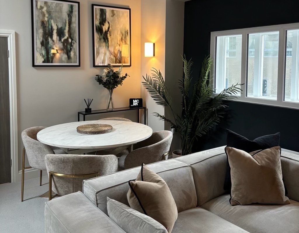 Chambers Residence 5* Tudor | 3BR | Penthouse gallery image 4