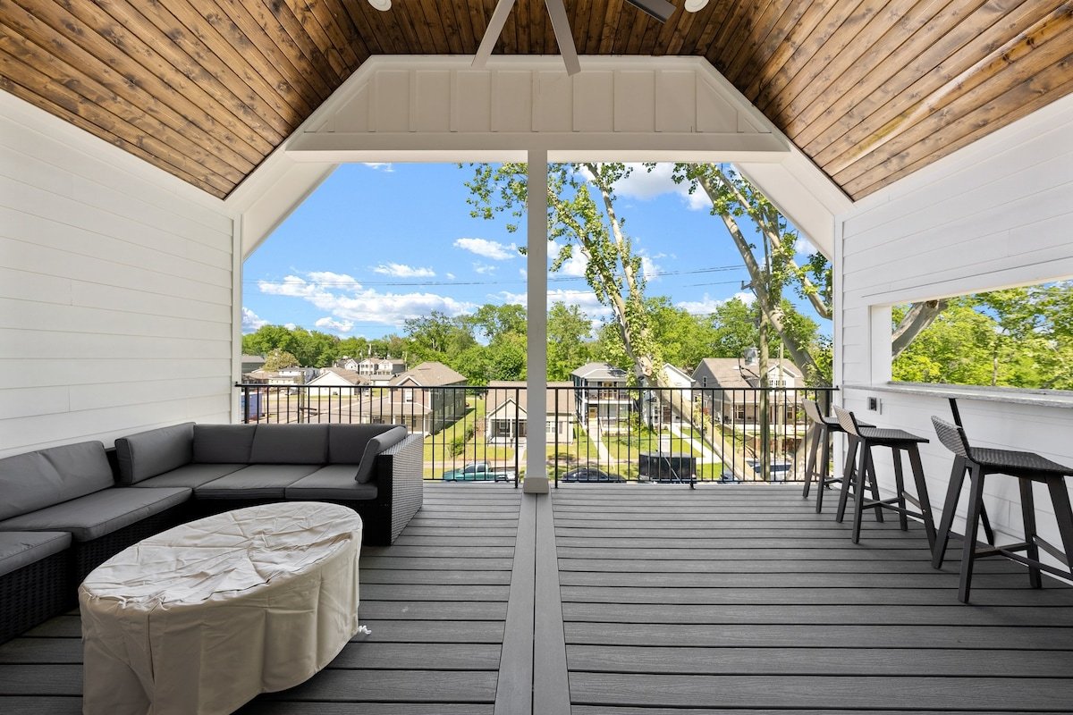 Epic Nashville Home! Great for Families and Groups gallery image 5