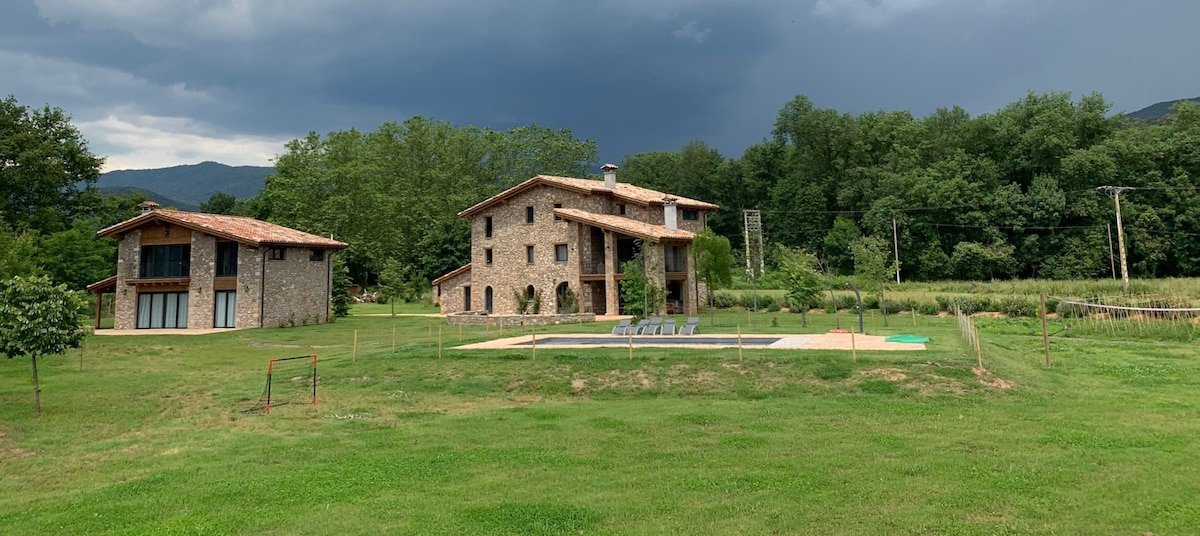 EXCLUSIVA MASIA CATALANA AMB PISCINA gallery image 2