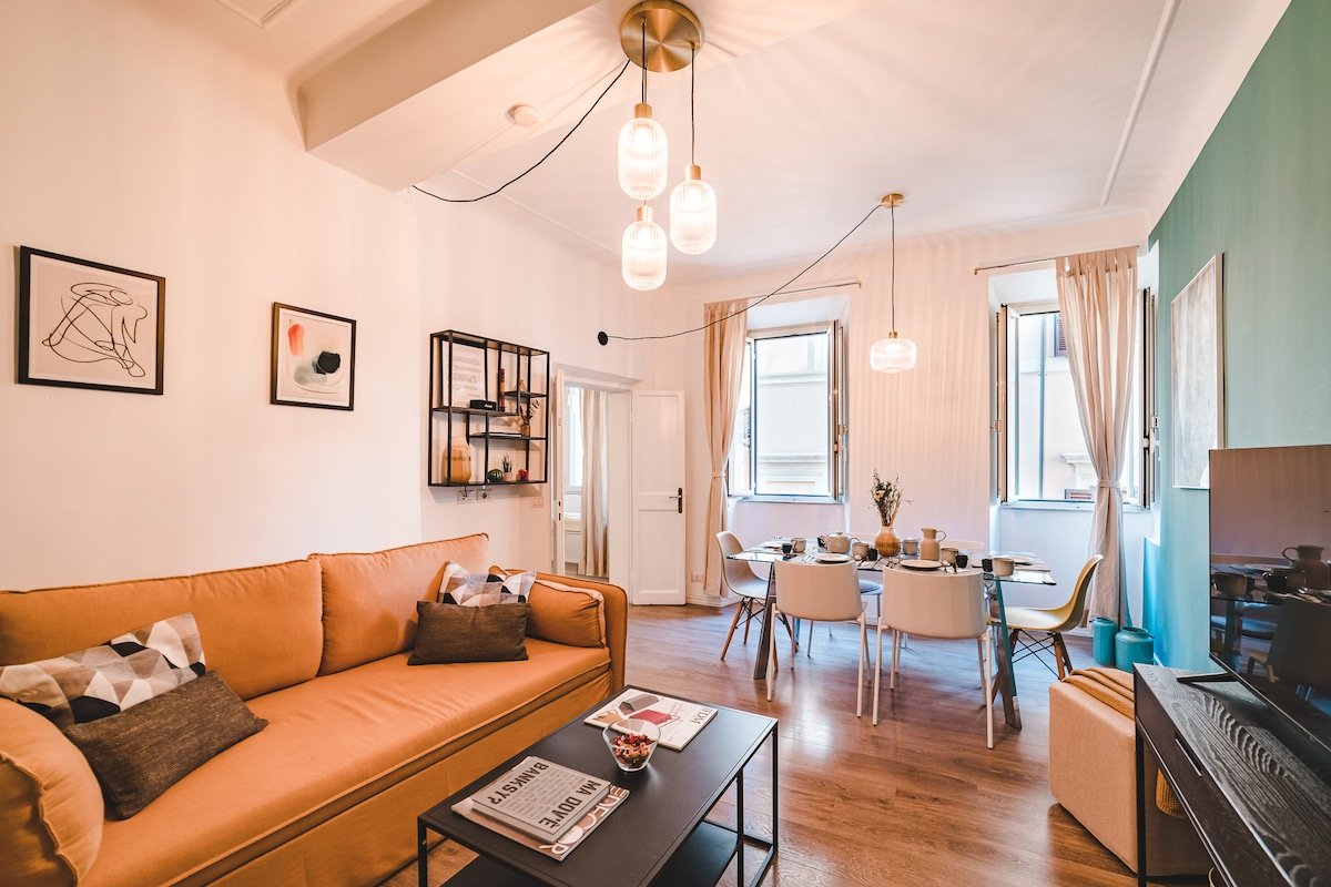 Cosy Colosseum gallery image 2