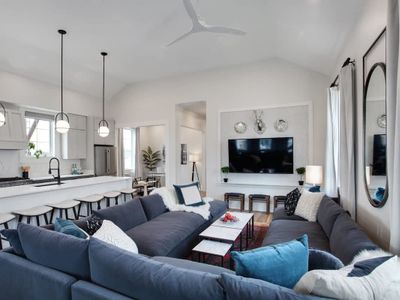 Modern Home | Heated Pool