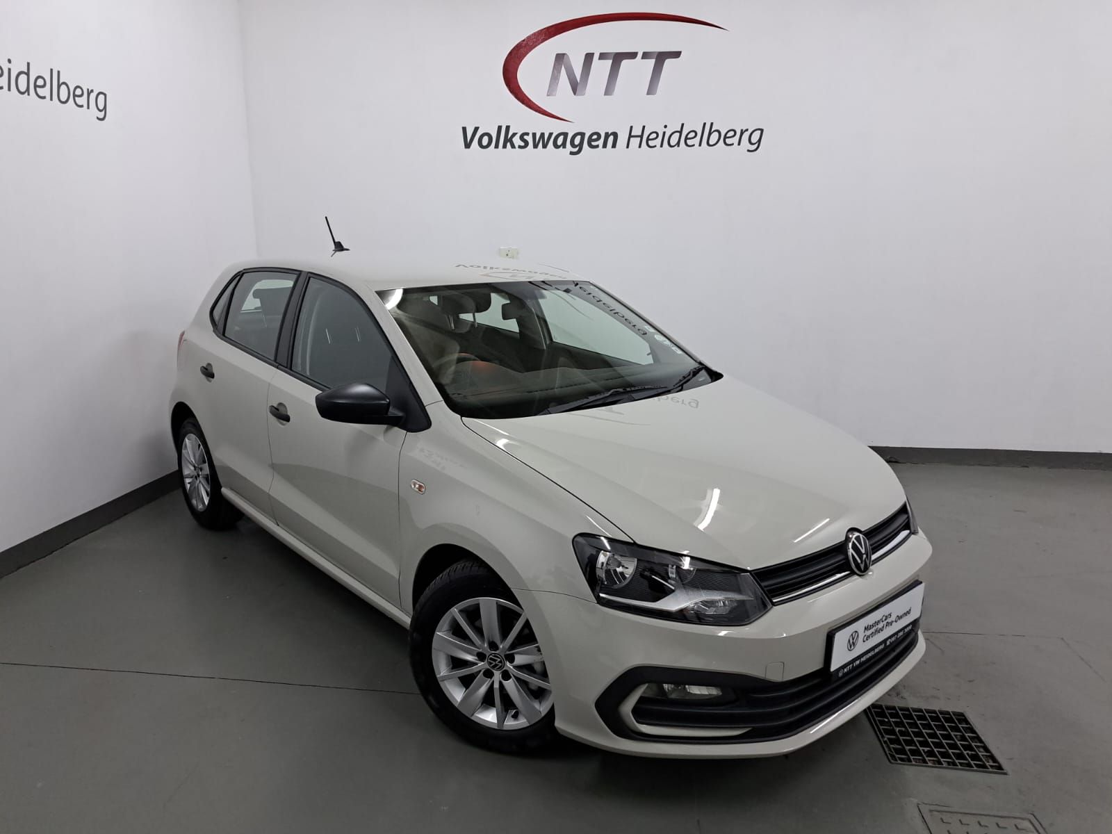 VOLKSWAGEN POLO VIVO 1.4 LIFE for Sale in South Africa